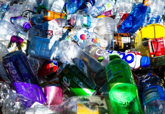 Lutter contre le plastique et encourager le zéro déchet 